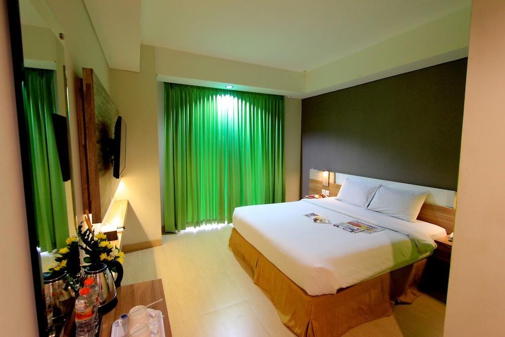 Hotel Fortunagrande Seturan Yogyakarta Eksteriør billede