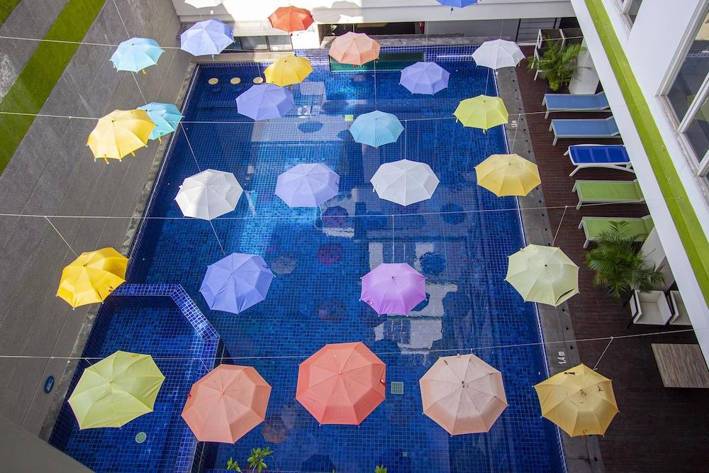Hotel Fortunagrande Seturan Yogyakarta Eksteriør billede