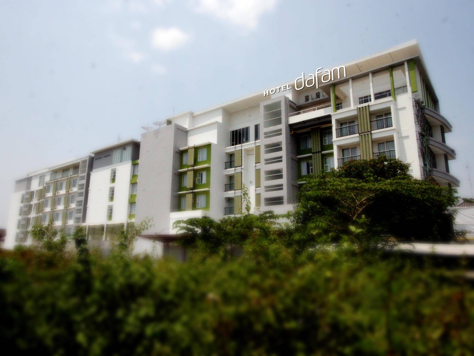 Hotel Fortunagrande Seturan Yogyakarta Eksteriør billede